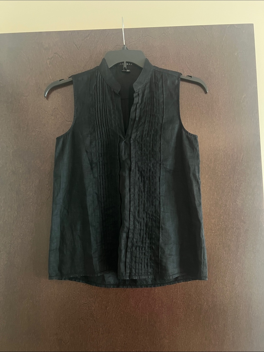 Theory Size P Sleeveless Black Pintuck Linen Top